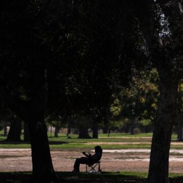 Heat wave expected to bring record-breaking temps, heighten wildfire risk in Western US